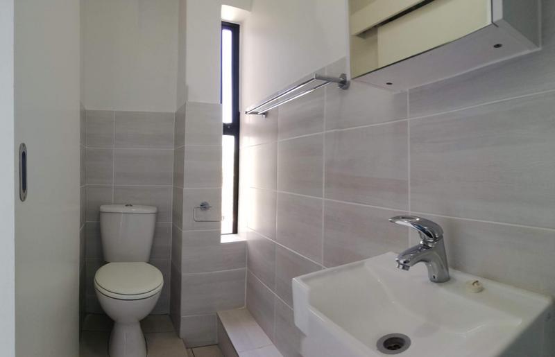 2 Bedroom Property for Sale in Somerset West Western Cape